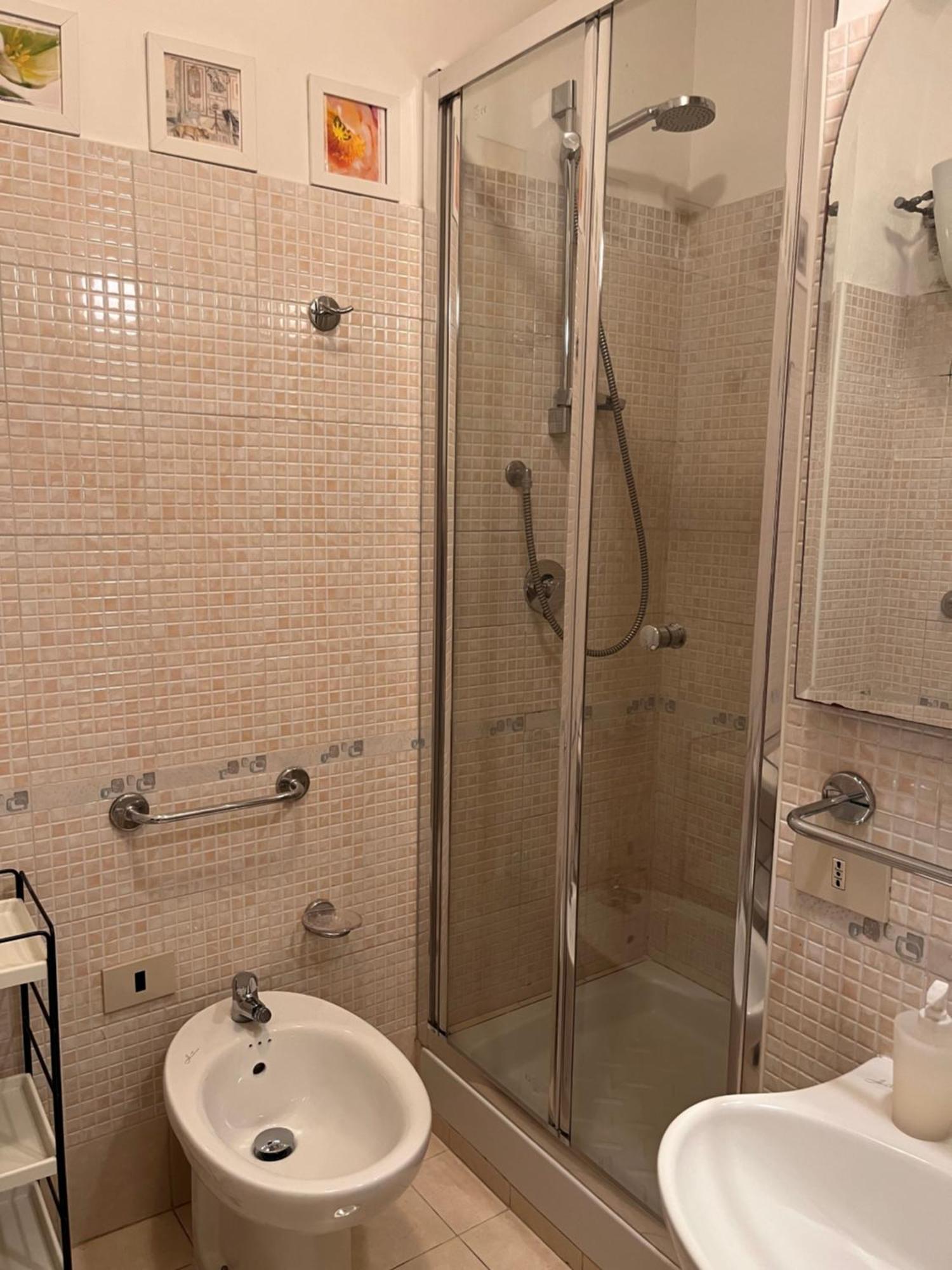 רומא B&B Dolcevirginia מראה חיצוני תמונה