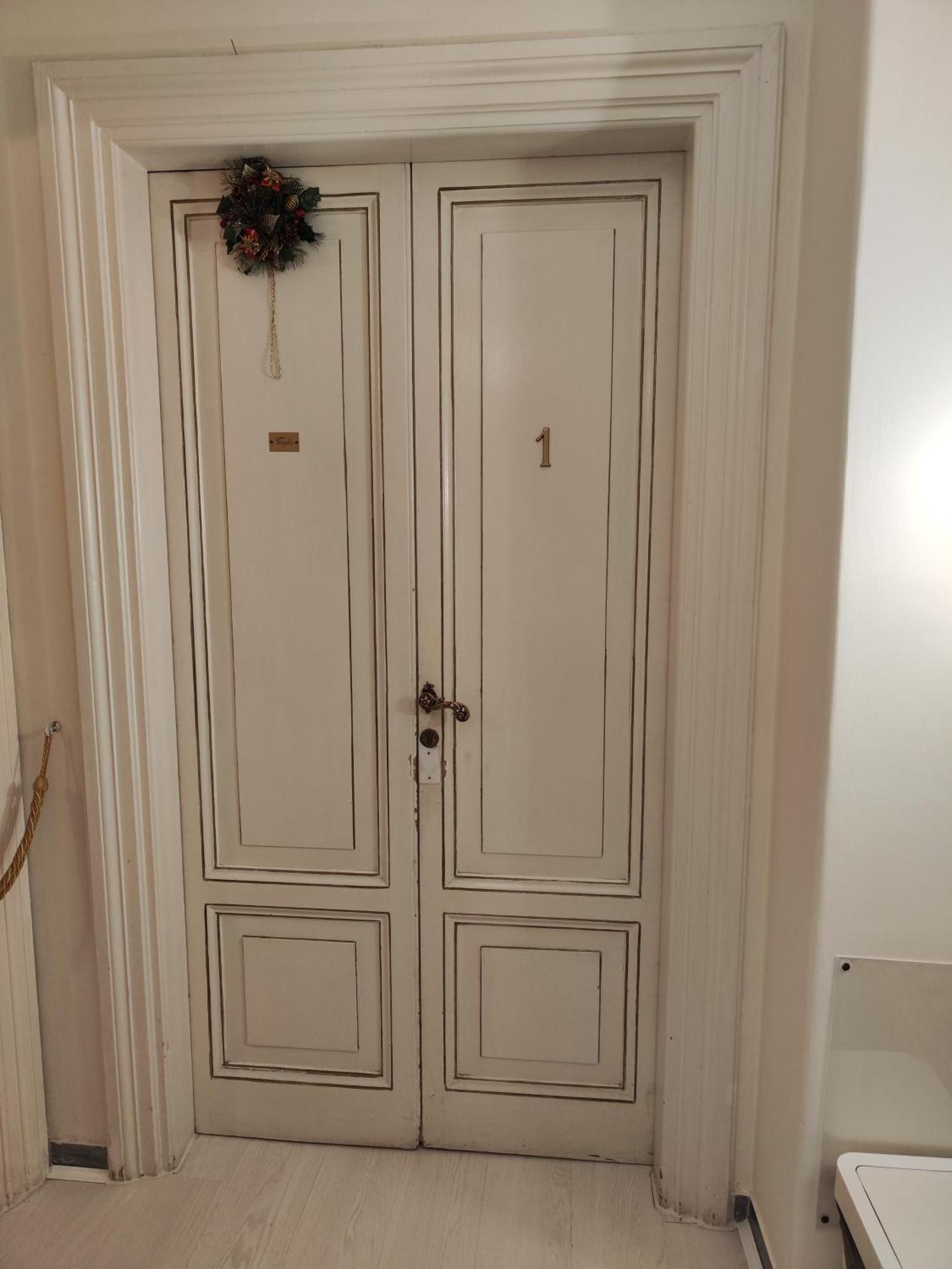 רומא B&B Dolcevirginia מראה חיצוני תמונה